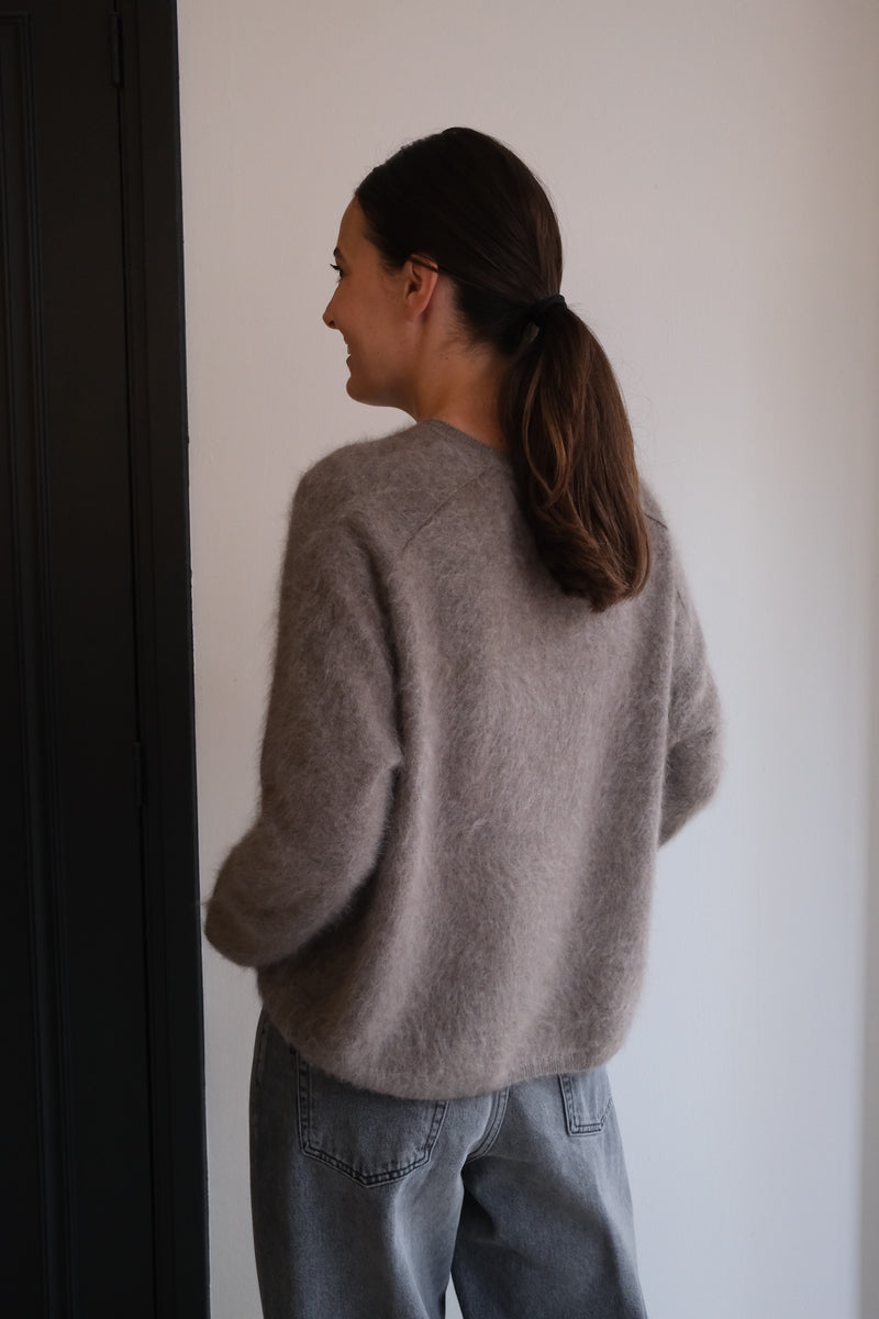 Pullover Lisa yang