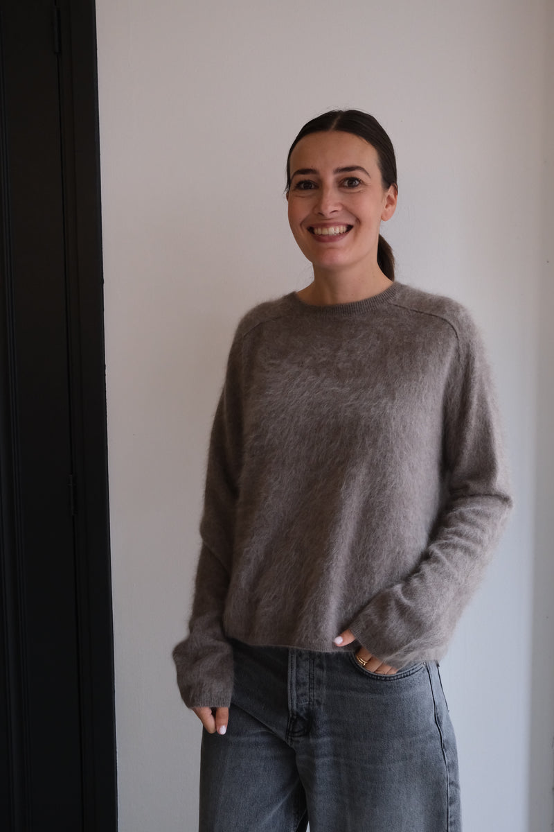 Pullover Lisa yang
