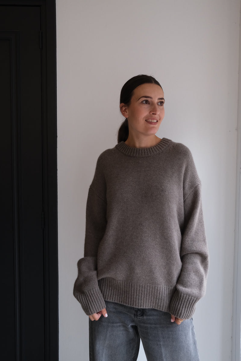 Pullover Lisa yang