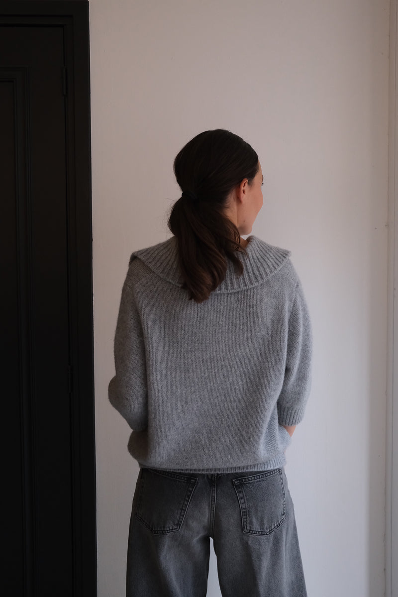 Pullover Lisa yang