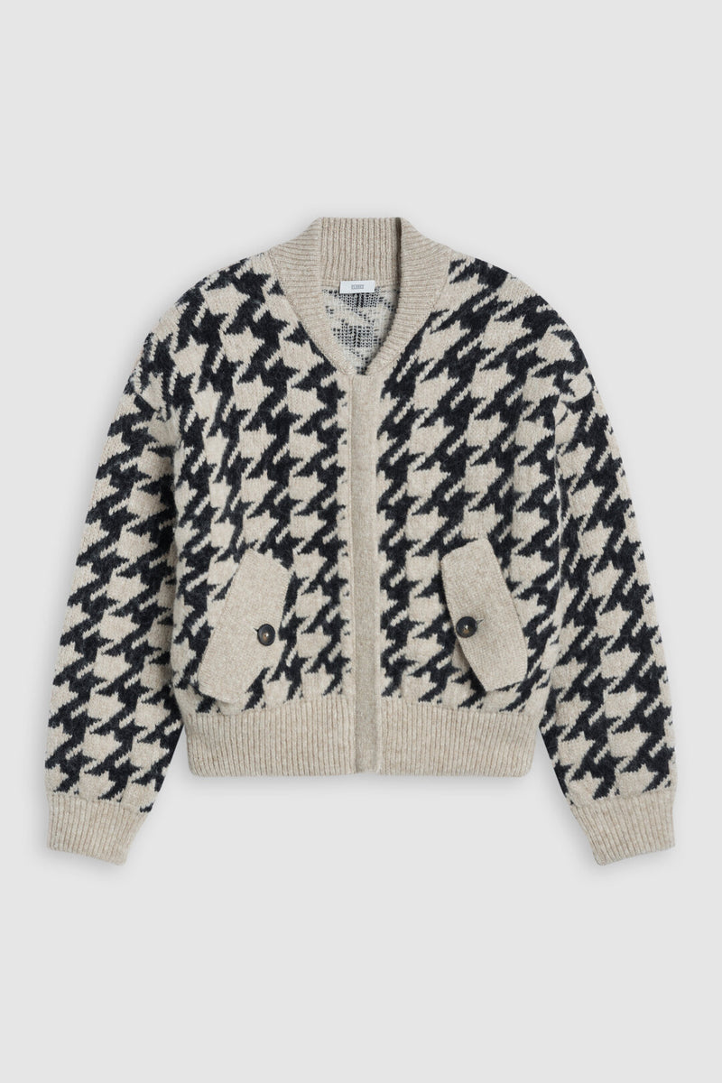 Vest Closed