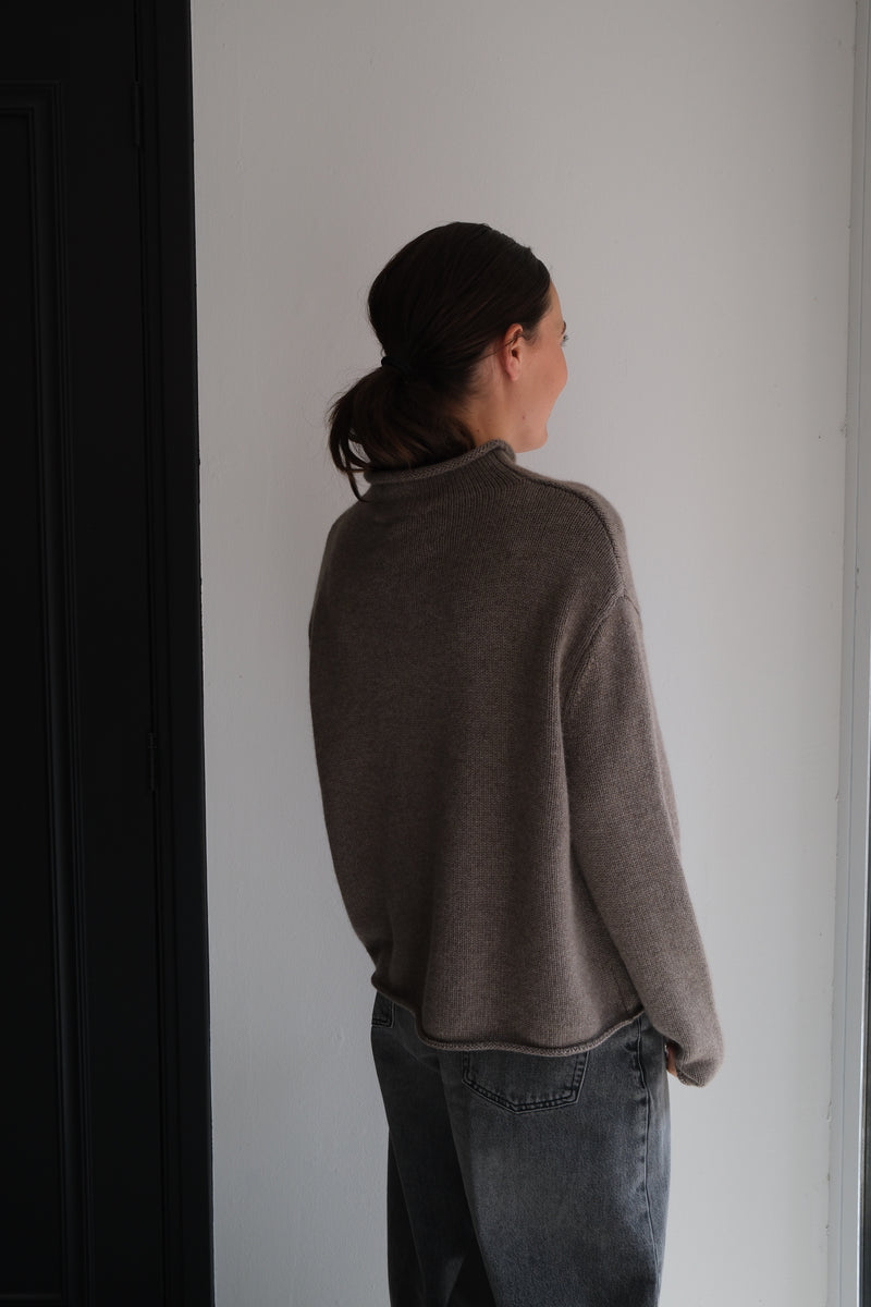 Pullover Lisa yang