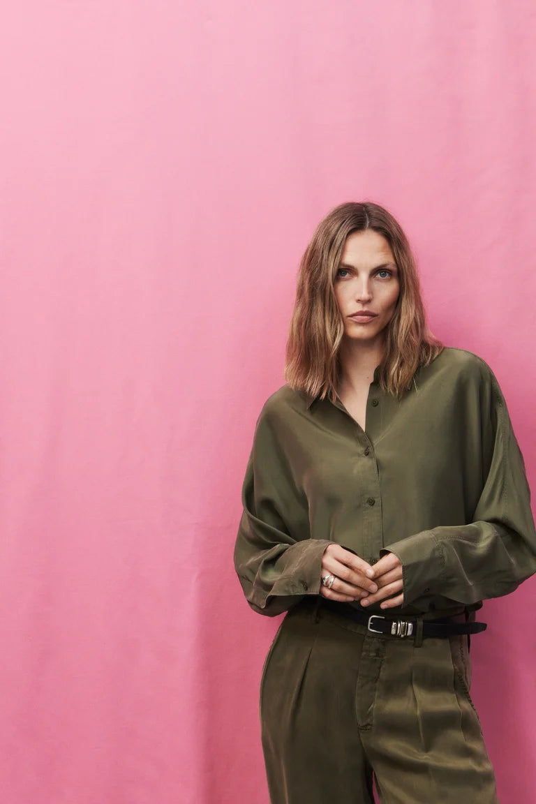 Blouse Closed