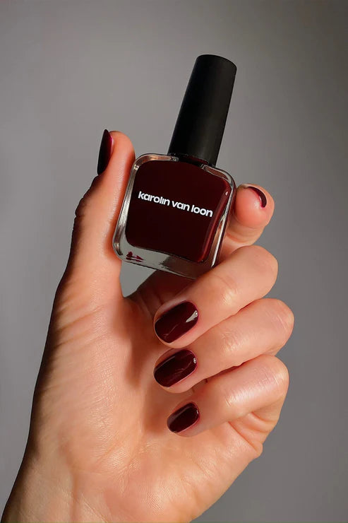 Nagellak Karolin van Loon
